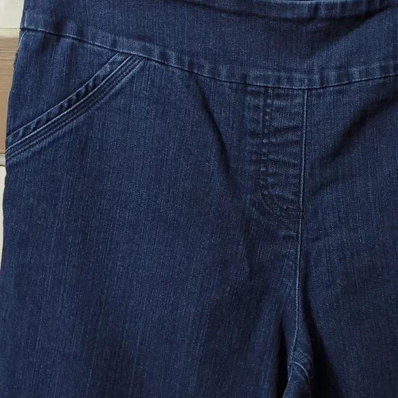 Jeans - Picture 2 of 5